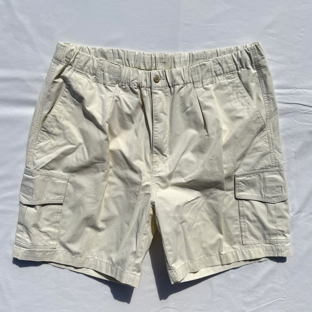 Tommy Bahama Survivor Cargo Shorts Men’s XL Cream Ivory Elastic Drawstring Waist